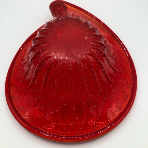 Beautiful Strawberry Glass tray - Picture 9 of 9